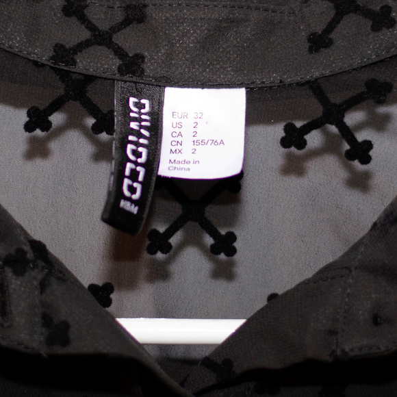 Divided H&M Sheer black blouse with Cross pattern - Picture 3 of 5